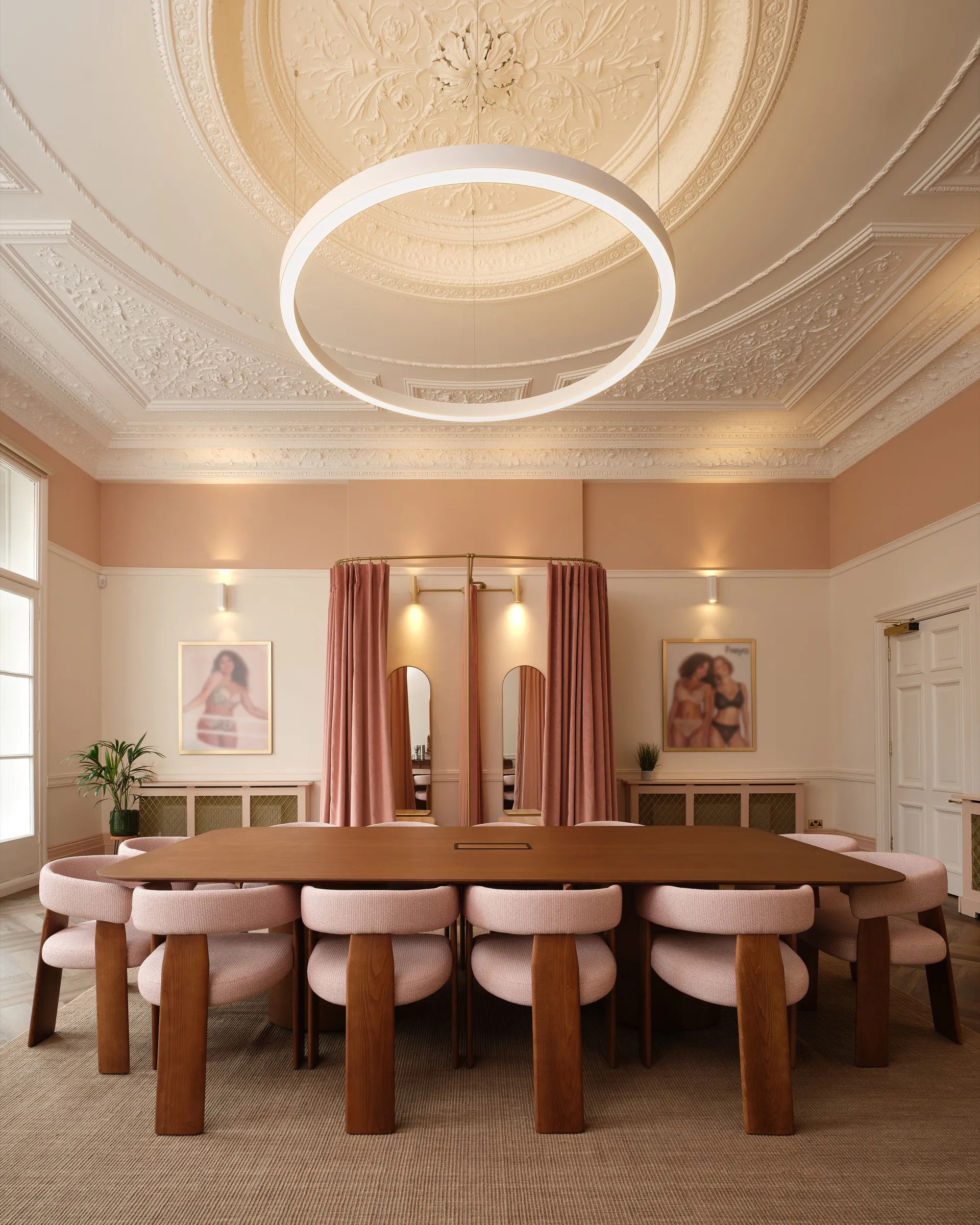 Wacoal Europe Project